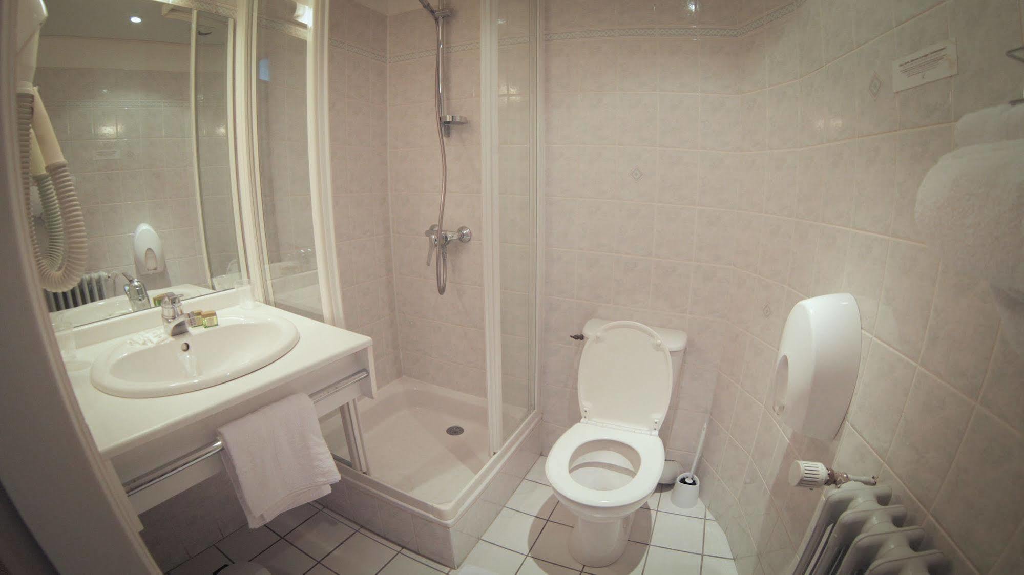Brit Hotel Les Voyageurs Loudeac Luaran gambar